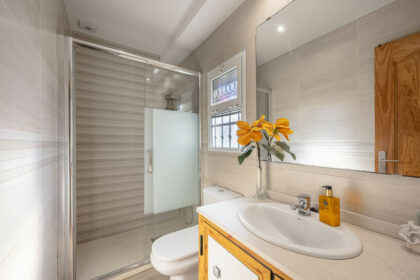 e41386521e8ac3f9a2bcf6771bb29840 - 21