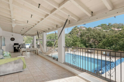 e435f7f1279a518729c69f015c04cd20 - 9