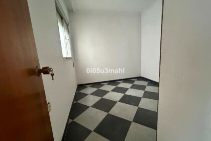 e4e1f10913ef2b48cefb7b2bfe5c4383 - 21