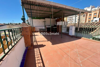 e4e1f10913ef2b48cefb7b2bfe5c4383 - 35