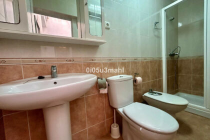 e4e1f10913ef2b48cefb7b2bfe5c4383 - 9