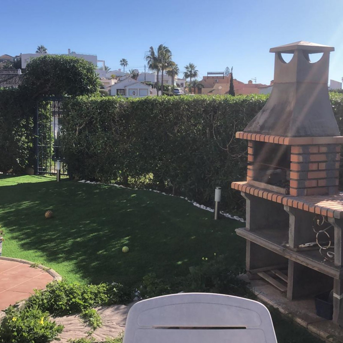 e58dcb824acd69a4059d2a16ce736bec - 4