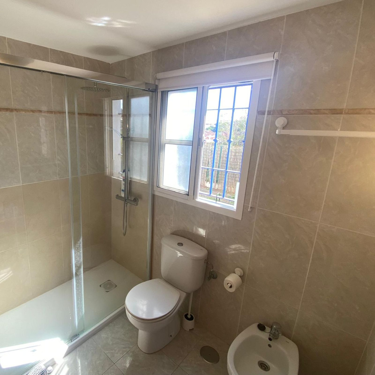 e58dcb824acd69a4059d2a16ce736bec - 8