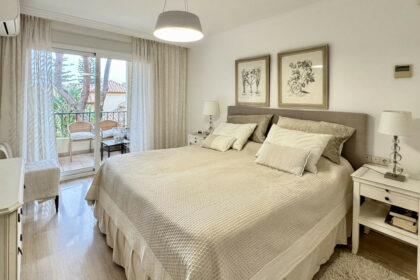 e5994dd241c658729731d61a754a4790 - 22