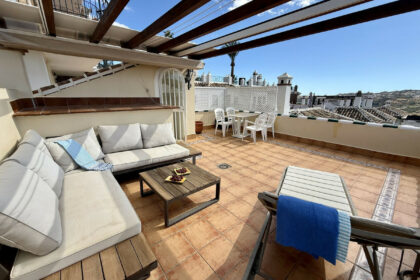 e5b321a9bbd9b168d8c8fede54ae5945 - 33