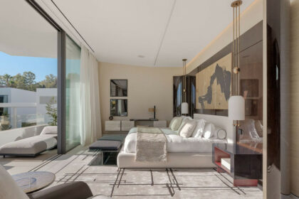 e5b35cbd589a8f3cca24637d01a622ad - 17