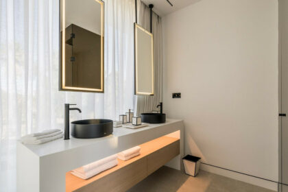 e5b35cbd589a8f3cca24637d01a622ad - 21