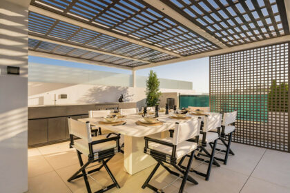 e5b35cbd589a8f3cca24637d01a622ad - 25