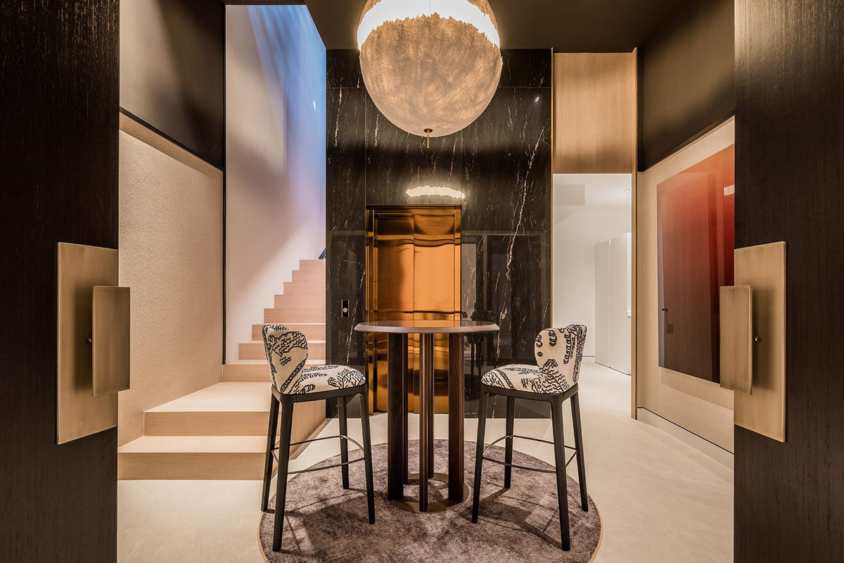 e5b35cbd589a8f3cca24637d01a622ad - 35