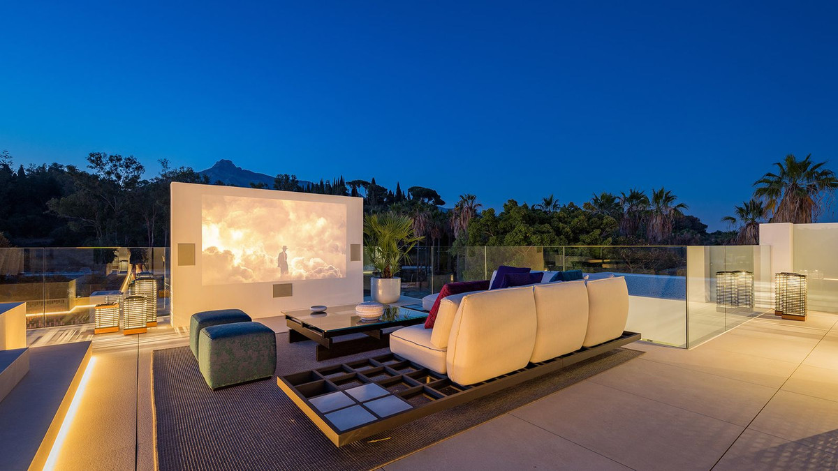 e5b35cbd589a8f3cca24637d01a622ad - 45