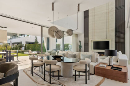 e5b35cbd589a8f3cca24637d01a622ad - 6