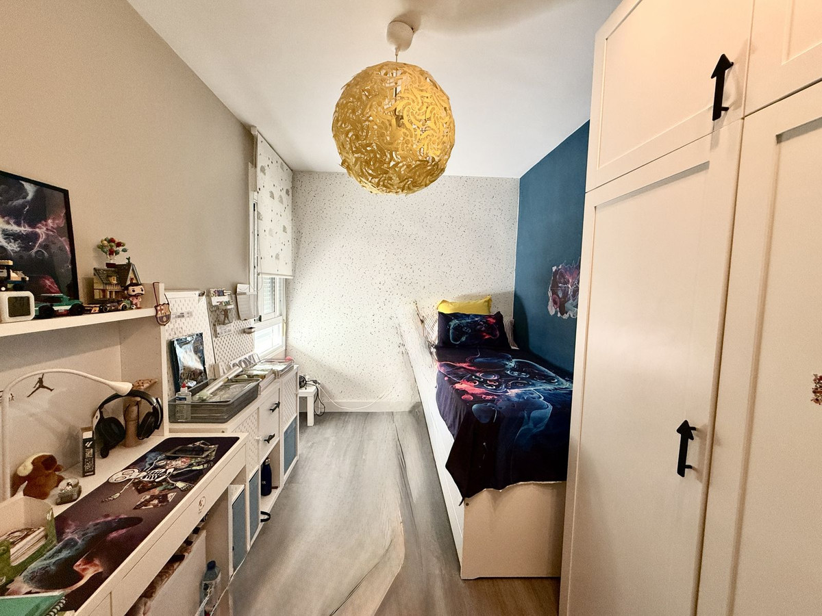 e5cd98433d521712a6b9a96762636695 - 13