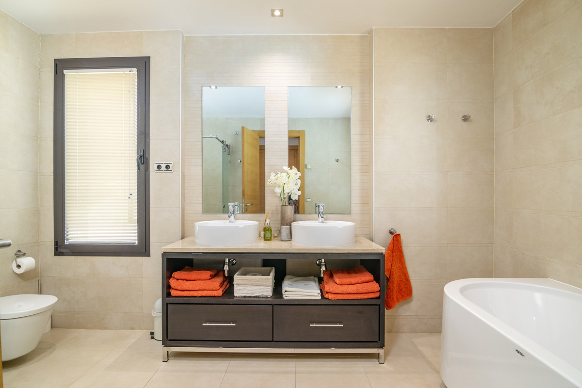 e5d119486057402ecfafed468f4d83aa - 45