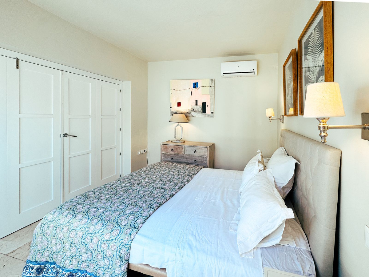 e6625bd718e393cf7807495e47d0b47d - 22