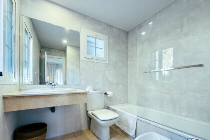 e6625bd718e393cf7807495e47d0b47d - 33