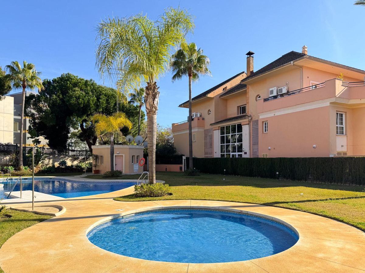 e6625bd718e393cf7807495e47d0b47d - 41