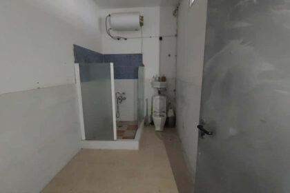 e6a8c3f40716948faa3b7036c5fb4258 - 3