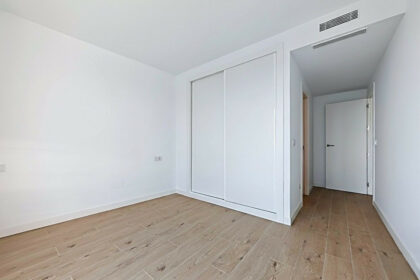 e731466ce79a480412a0791b9c72653e - 12