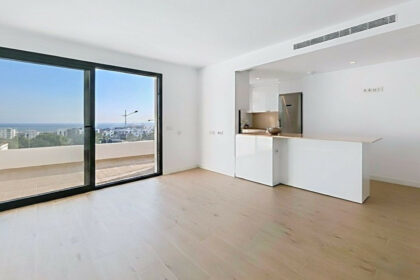 e731466ce79a480412a0791b9c72653e - 4