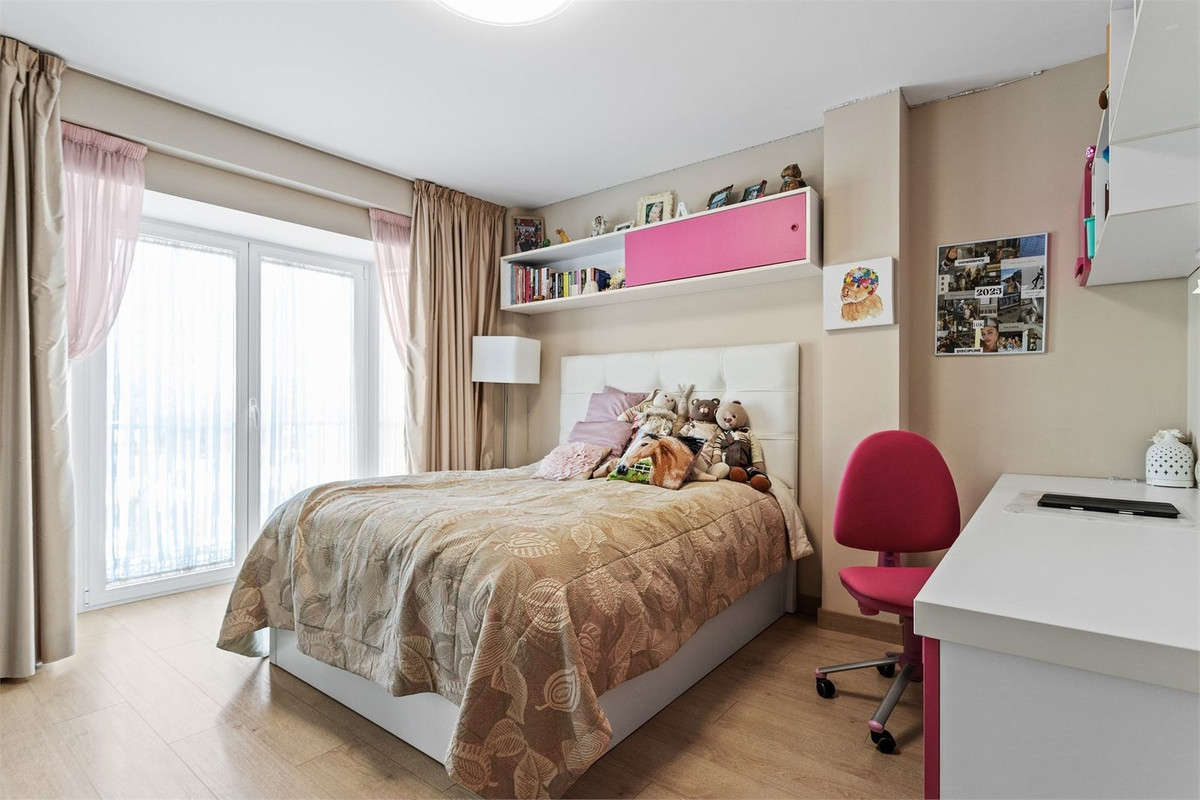 e79b6811f8b45373567571372cc0288a - 21