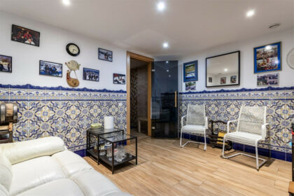 e79b6811f8b45373567571372cc0288a - 24