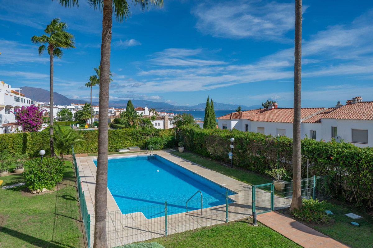 e80959e60b19012c86422a08c55183ea - 1