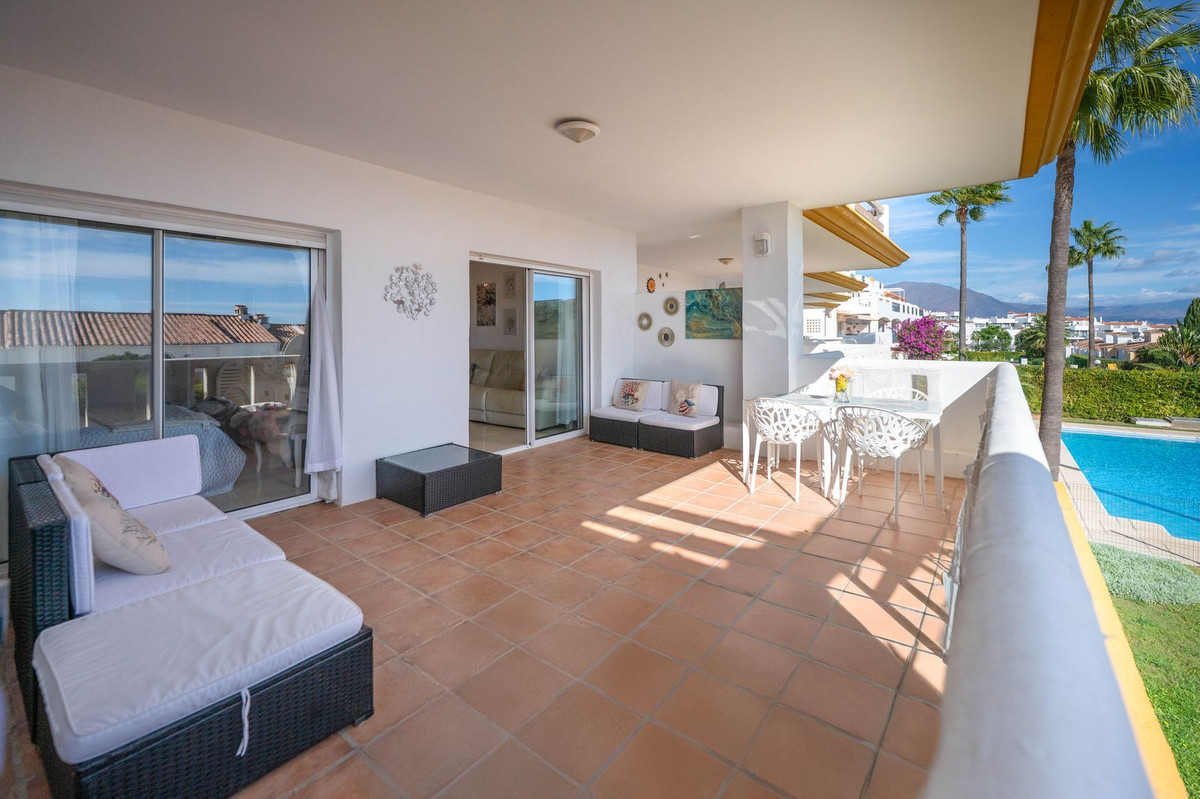 e80959e60b19012c86422a08c55183ea - 14