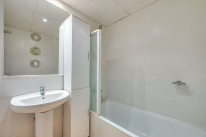 e80959e60b19012c86422a08c55183ea - 19