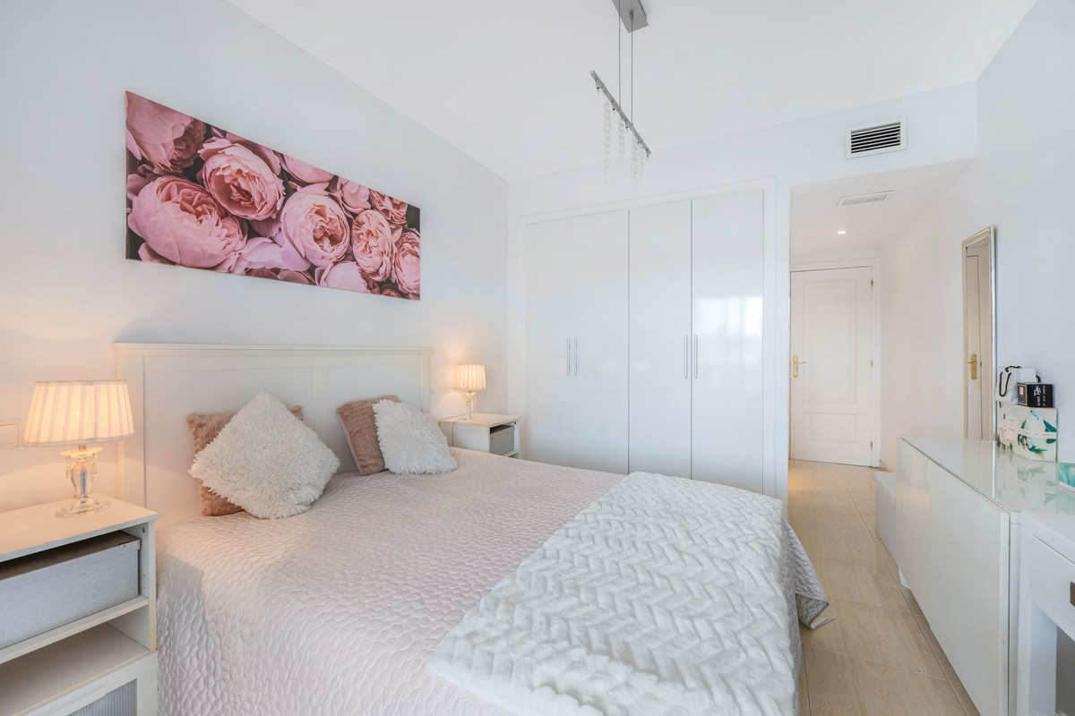 e80959e60b19012c86422a08c55183ea - 38