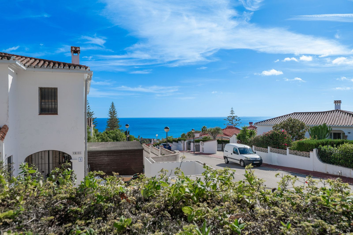 e80959e60b19012c86422a08c55183ea - 8