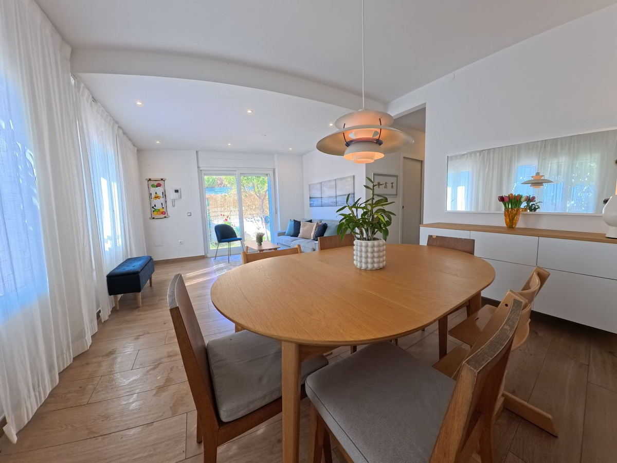 e871dc7ada3647cad6f1f5d6a70a3549 - 3