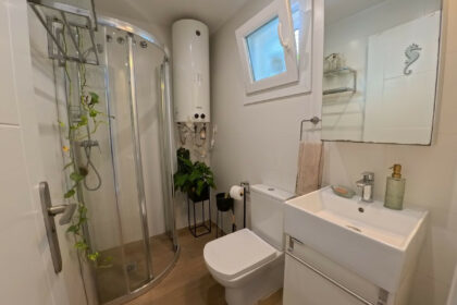 e871dc7ada3647cad6f1f5d6a70a3549 - 7