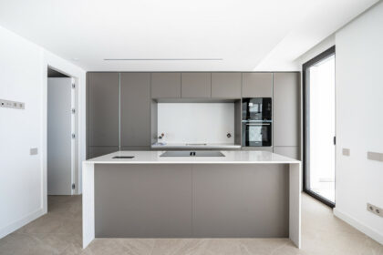 e8ac7b97c8c4a539cc2b234cd89cf84d - 10