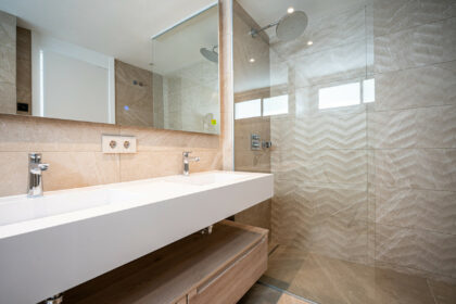 e8ac7b97c8c4a539cc2b234cd89cf84d - 16