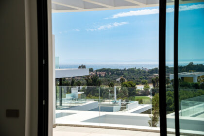 e8ac7b97c8c4a539cc2b234cd89cf84d - 33