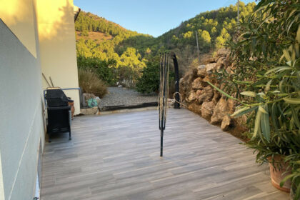 e8e4bc981b608bcf3c075ab138678223 - 18