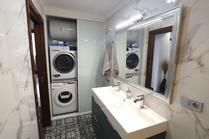 e8f6d617bb0eb4f1c50d18da03739f46 - 13