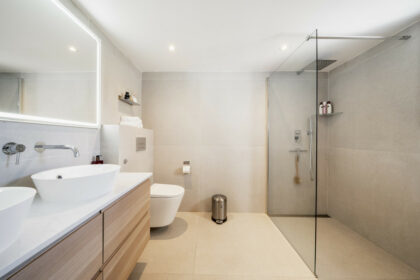 e986679bfd98219ebdcb509359608a5b - 25