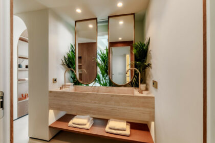 e98f2cf17b752c2f03c4a7867f319288 - 16