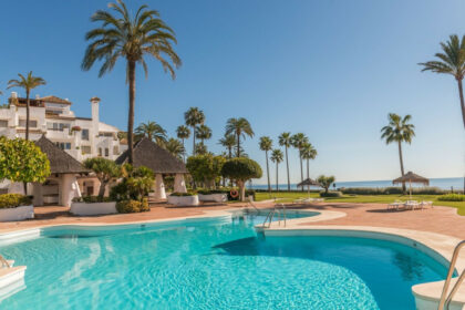 e98f2cf17b752c2f03c4a7867f319288 - 35