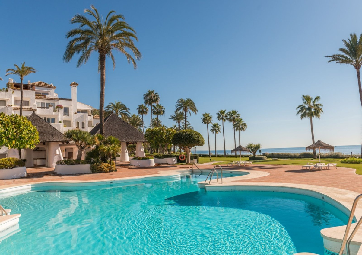 e98f2cf17b752c2f03c4a7867f319288 - 35