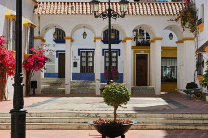 e9acf4245ac2379731ed6a973b9c3ddb - 1