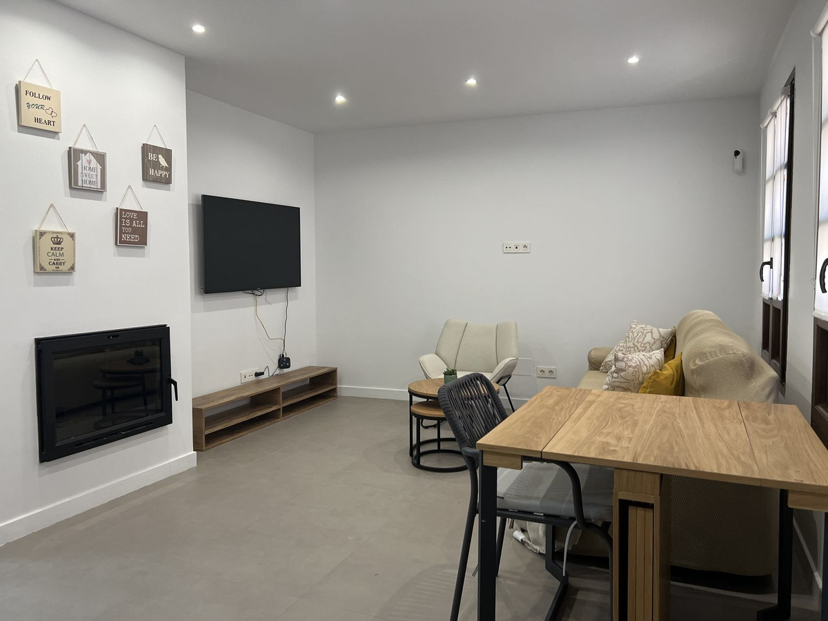 e9acf4245ac2379731ed6a973b9c3ddb - 11