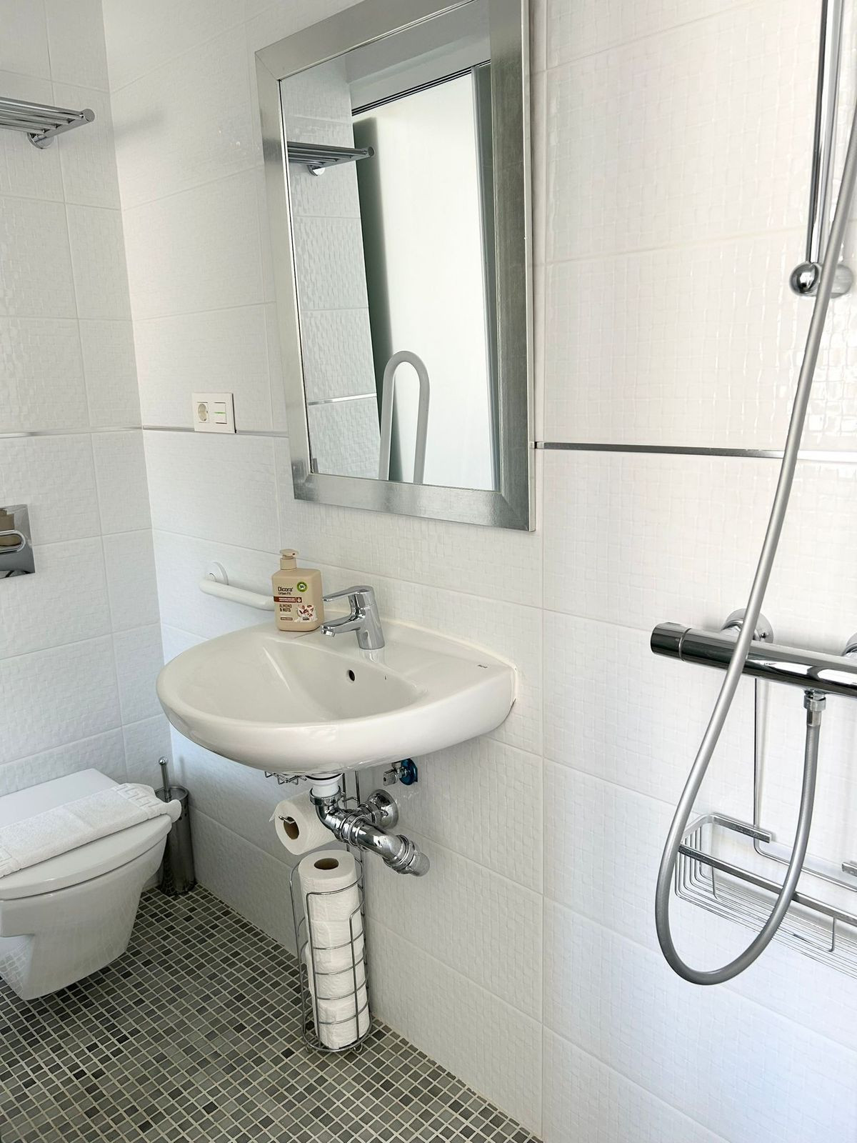 e9acf4245ac2379731ed6a973b9c3ddb - 8