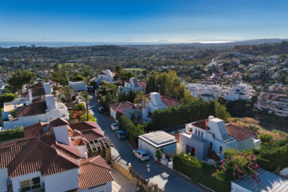 e9b8c30a1777b4b7e2a22b60cd6efb1f - 14