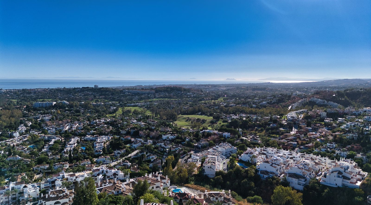 e9b8c30a1777b4b7e2a22b60cd6efb1f - 15