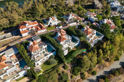 e9b8c30a1777b4b7e2a22b60cd6efb1f - 28