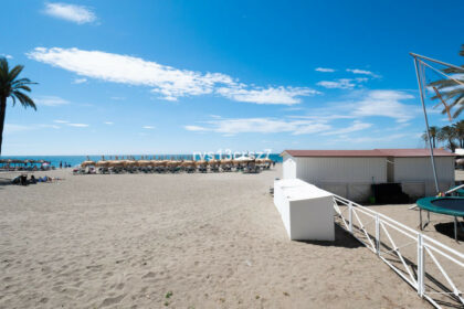 e9c0a38ef8704abc03afa87501930774 - 23