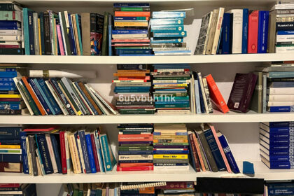 e9c8d4da52cbe1d8df939a3cdae2f895 - 19