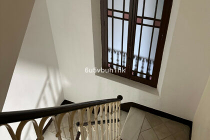 e9c8d4da52cbe1d8df939a3cdae2f895 - 8